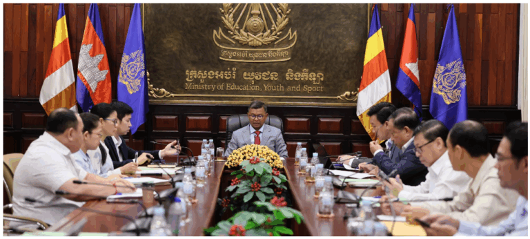 ក្រសួងអប់រំកំពុងរៀបចំយន្តការបញ្ជាក់សញ្ញាបត្រពីបរទេស ដើម្បីបង្កើនទំនុកចិត្ត​មកលើប្រព័ន្ធអប់រំនៅកម្ពុជា