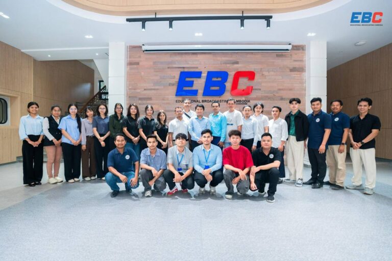 លោក សែ មុទ្ធិជាតិ ប្...