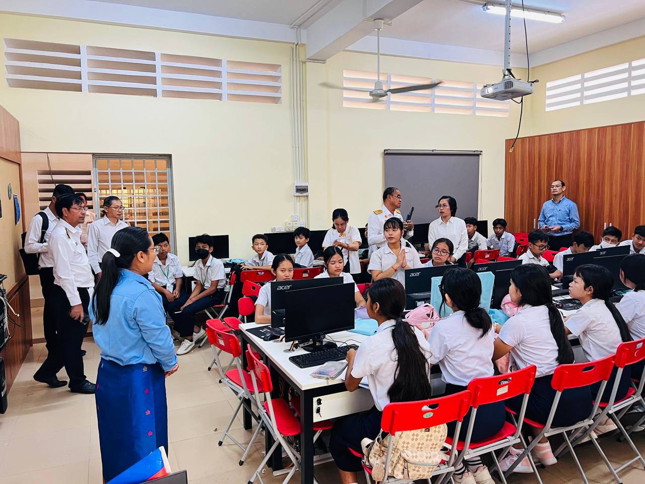 រាជបណ្ឌិត្យសភាកម្ពុជា 2