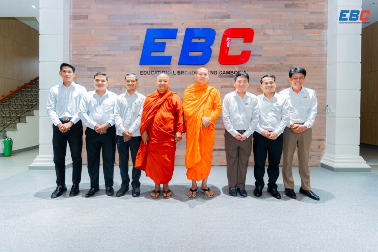 លោកសែ មុទ្ធិជាតិ ប្រ...